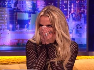 Britney Spears onthult vieze geheimpjes met spel 'Never Have I Ever'