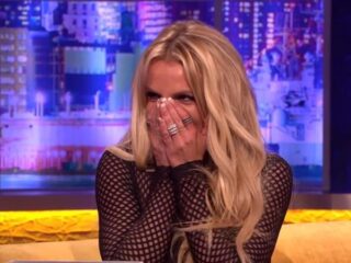 Britney Spears onthult vieze geheimpjes met spel 'Never Have I Ever'