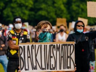Demonstratie Rotterdam definitief op Erasmusbrug