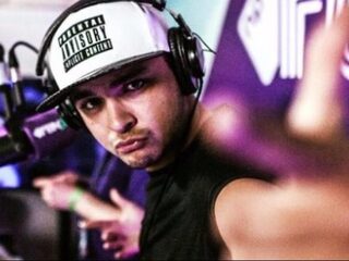 Jaimy terug van weggeweest in De Avondshow!