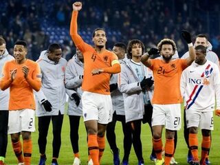 Oranje loot Engeland in halve finale Nations League