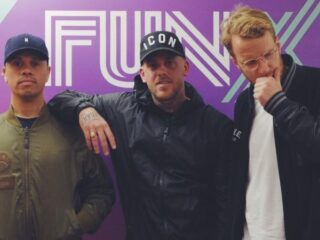 Jebroer komt met zijn album ‘ELF11’ langs bij Sunday Service