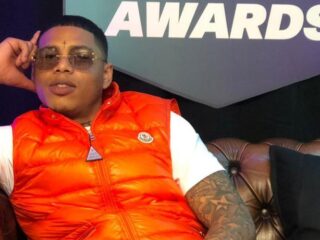 Young Ellens teast nieuwe muziek: "Niet Ouwehoeren!"