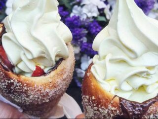 Food porn alert: ijsje met donut hoorntje