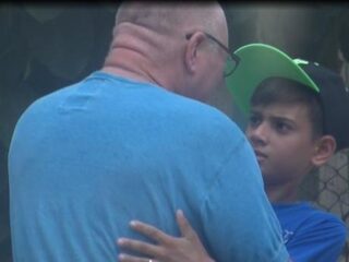 Bizarre wending in 'Ontvoerd': ex ontvangt vader van ontvoerde zoon met open armen