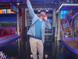 Will Smith zingt oude hit Summertime live bij The Late Show