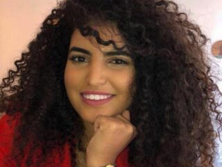 Aya bouwt aan weeshuis in Kenia: "Als klein meisje was dit al mijn grote droom"