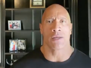 Emotionele oproep van The Rock aan Trump: "Waar is onze leider?"