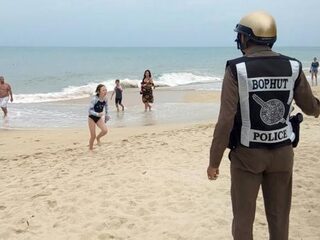 Toeristen vast in Thailand door naderende tropische storm