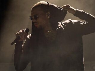 Chris Brown voegt tien nieuwe tracks toe aan 'INDIGO'-album!