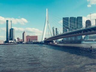 RIVM: Negatief reisadvies voor Rotterdam is onterecht