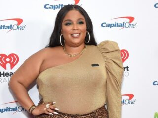 Lizzo laat haar meest sexy kant zien tijdens Savage x Fenty show