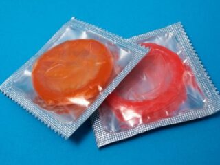 Verkoop condooms sterk gekelderd door coronavirus