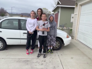 Jongen (13) verkoopt Xbox en doet klusjes om auto voor moeder te kopen