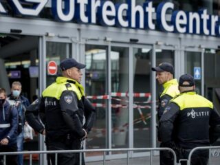 ME bereidt zich voor op komst duizend hooligans naar Utrecht
