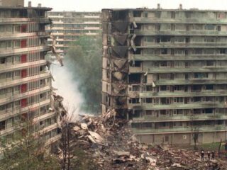 Amsterdam staat stil bij de Bijlmerramp van 25 jaar geleden