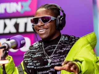 Leafs trots op moeder die in de zorg werkt: "Ze is een heldin"