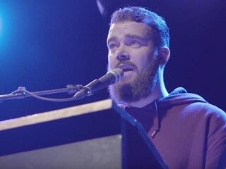 De vrijheid van dichter Derek Otte: zonder labels en hokjes