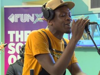 Amartey covert 'Come Around' van Collie Buddz bij DiXte 1000