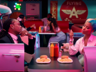 Nicki Minaj en Quavo gaan terug in de tijd in She For Keeps