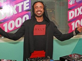 D-Rashid draait plaatjes op de FunX-boot tijdens de EuroPride!