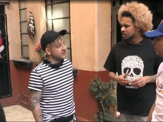 Ronnie Flex, Bokoesam, Mr. Polska en Willie Wartaal reizen af naar Mexico (Rappers Achter De Tralies)