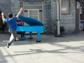 Improviserende danser met Downsyndroom verovert harten in Gent