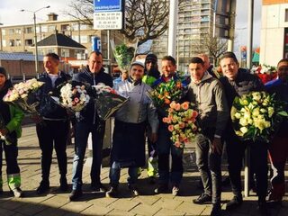 Veel steun voor Haagse agent in kritieke toestand