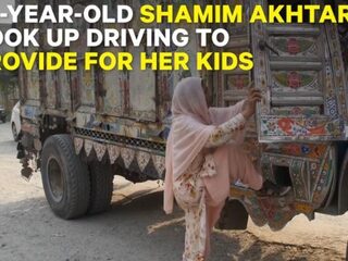VIDEO: Weduwe rijdt rond als eerste vrouwelijke trucker van Pakistan