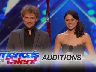 VIDEO: Helderzienden verbazen jury en publiek America's Got Talent
