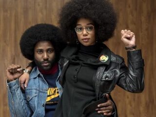Filmtip: Afro-Amerikaanse detective infiltreert in Ku Klux Klan in BLACKkKLANSMAN