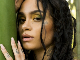 Nandoleaks: Kehlani dropt rauwe en akoestieke 'Again'