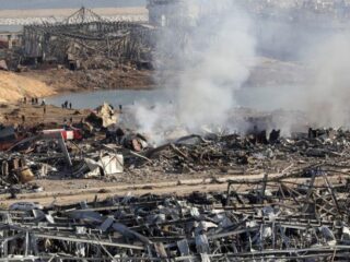 'Einde Libanon ligt op de loer na explosie'