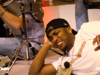 Poke probeert wraak te nemen op StukTV in 'De Stilste Show'