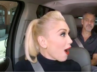 Gwen Stefani brengt George Clooney mee in Carpool Karaoke