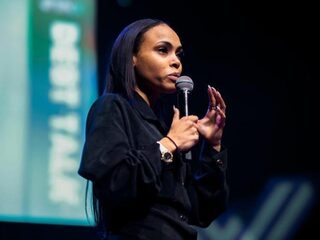 Des Balentien over schulden: "Ik schaamde me enorm en moest alles zelf uitzoeken"