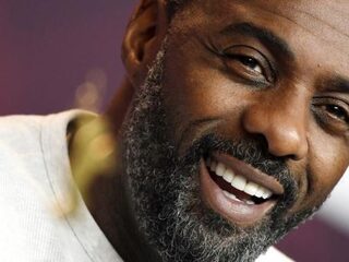 Idris Elba uitgeroepen tot 'Sexiest Man Alive' en iedereen is het daarmee eens