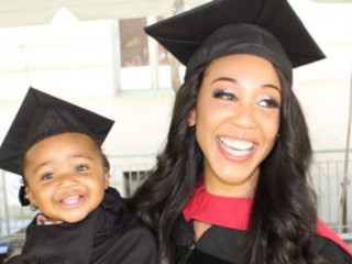 Brianna (24) maakte eindexamen Harvard terwijl ze aan het bevallen was