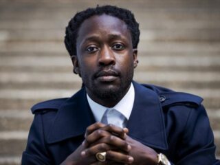 Akwasi reageert op oude, gewelddadige Zwarte Piet-tweets