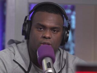 Jordymone9 trekt je mee in zijn verhaal tijdens een sterke sessie bij Ouassima en Jaimy