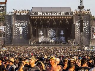 Twee vermiste bejaarden teruggevonden op metalfestival