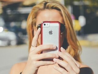 Deze zomer internetten en bellen in Europa zonder extra kosten