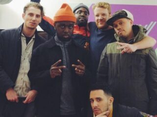 Contra-man Yung Nnelg en zoete invallers Tellem en Yung Felix bij Sunday Service