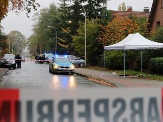 Advocaat (43) uit Enschede neergeschoten vanuit rijdende auto