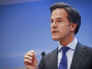 Kabinet presenteert stappenplan: eerste versoepelingen vanaf 11 mei