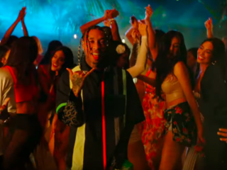 Tyga dropt vurige 'Haute'-video met J Balvin en Chris Brown