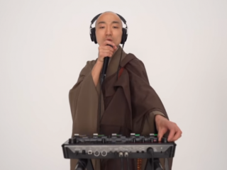 Beatboxende monnik gaat viral met zijn positieve 'Heart Sutra'