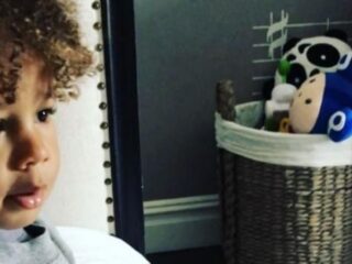 Zoontje (2) van Alicia Keys en Swizz Beatz laat beatbox skills horen