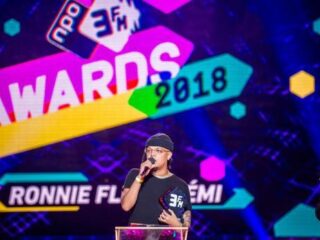 Ronnie Flex wint 3FM Award voor Rémi