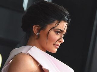 Kylie Jenner (21) stoot Mark Zuckerberg van troon als jongste selfmade miljardair